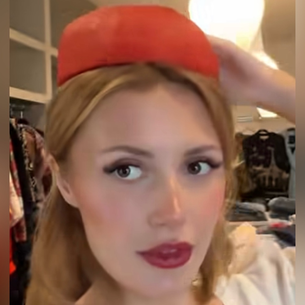 Christian Dior vintage  Red beret Hat